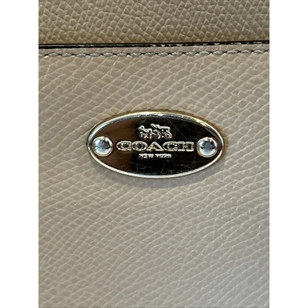 Coach F52881 Crossgrain Leather East West Pop Crossbody Bag beige Excellent